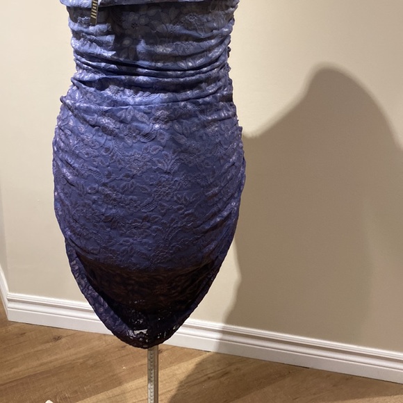 Blue Ombré Lace Bodycon Dress🦋🪁 - Picture 9 of 9